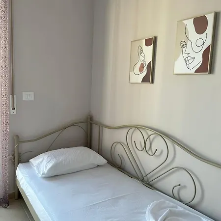 Sea La Vie Apartment