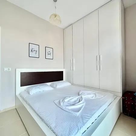 Sea La Vie Apartment Himare